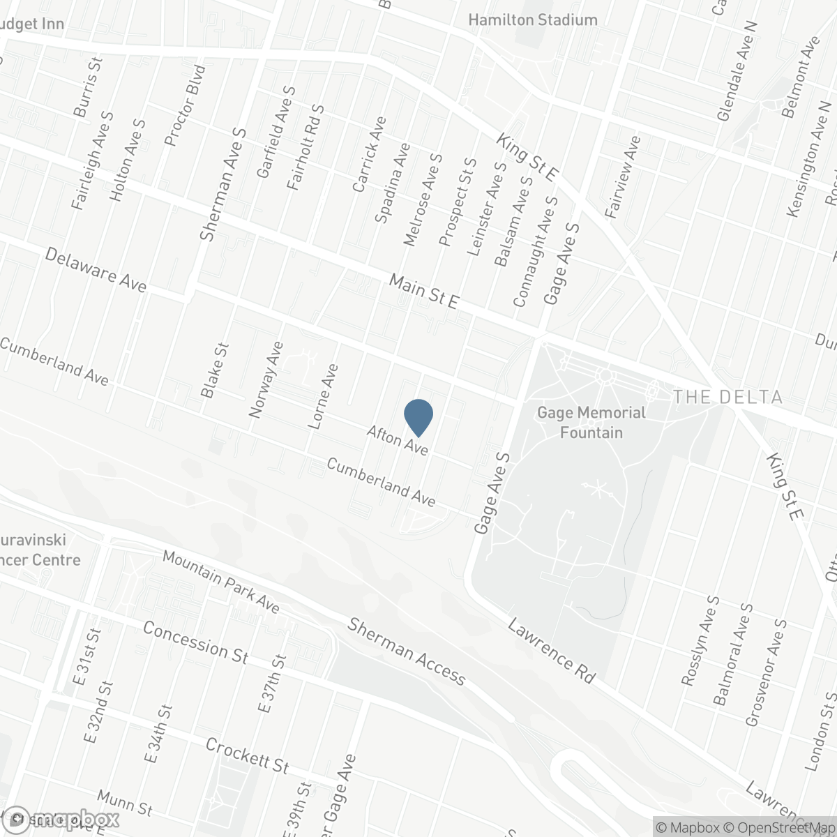 33 CEDAR AVENUE, Hamilton, Ontario L8M 3A6